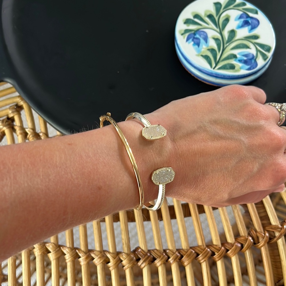 Kendra Scott Elton Gold Cuff Bracelet in Iridescent Drusy